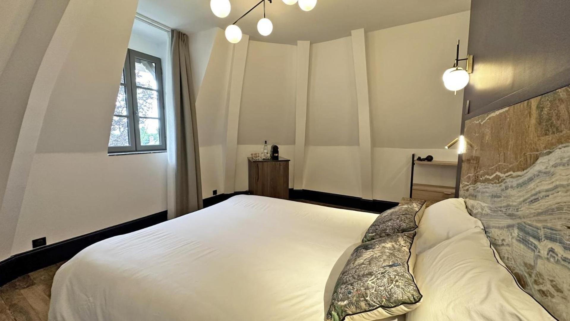 Le Manoir Des Perrieres Bed & Breakfast Rochechouart Exterior foto