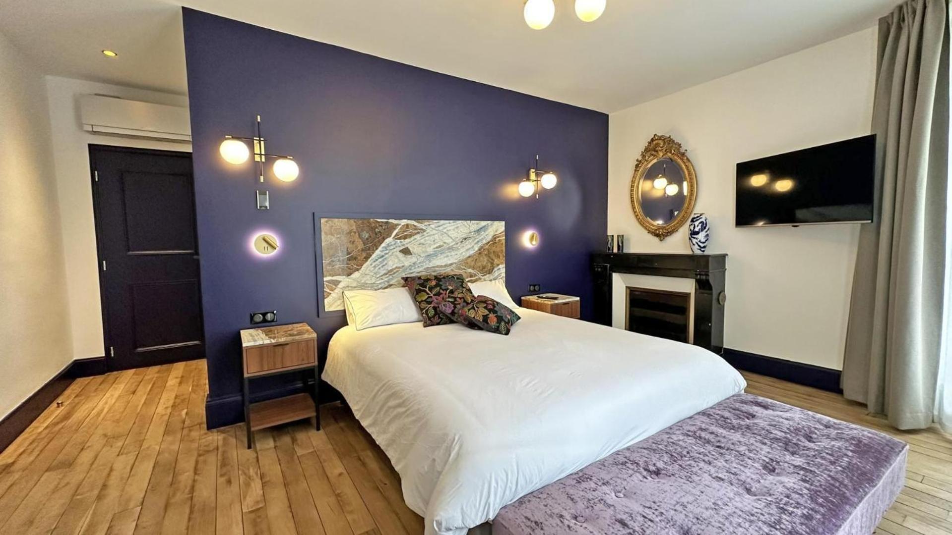 Le Manoir Des Perrieres Bed & Breakfast Rochechouart Exterior foto