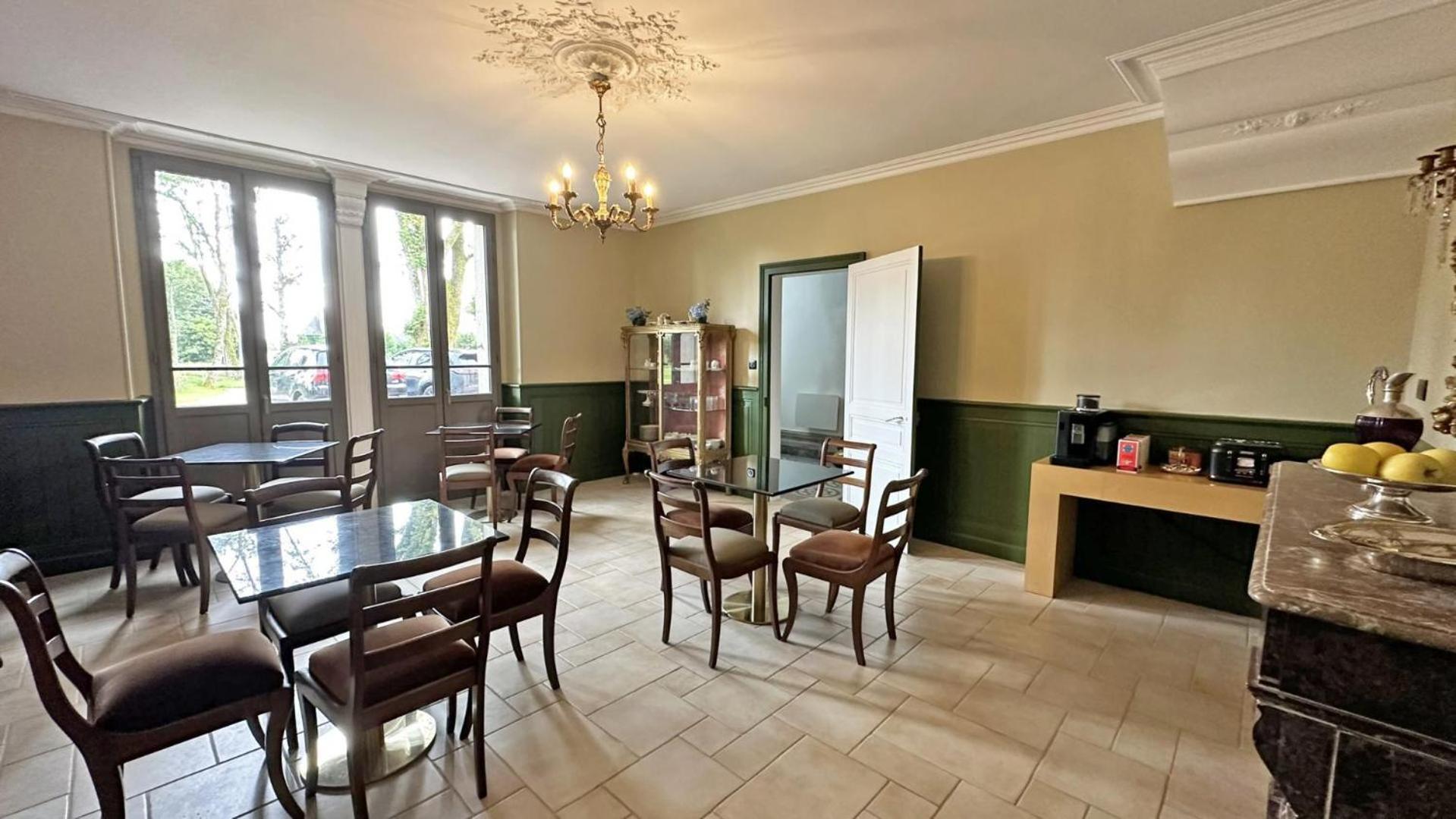 Le Manoir Des Perrieres Bed & Breakfast Rochechouart Exterior foto
